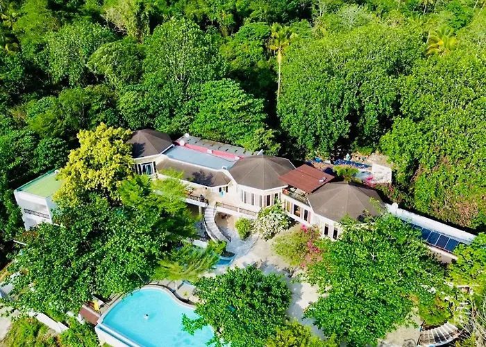 Castle View Hotel Resort