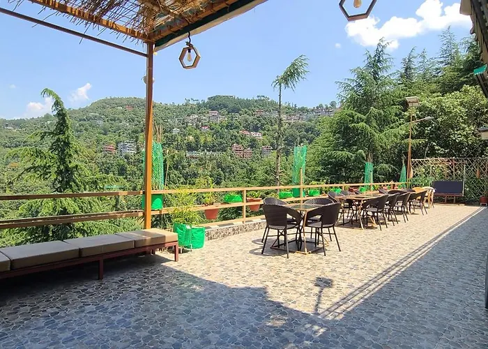 Pine Wood Cottage Jungle Resort