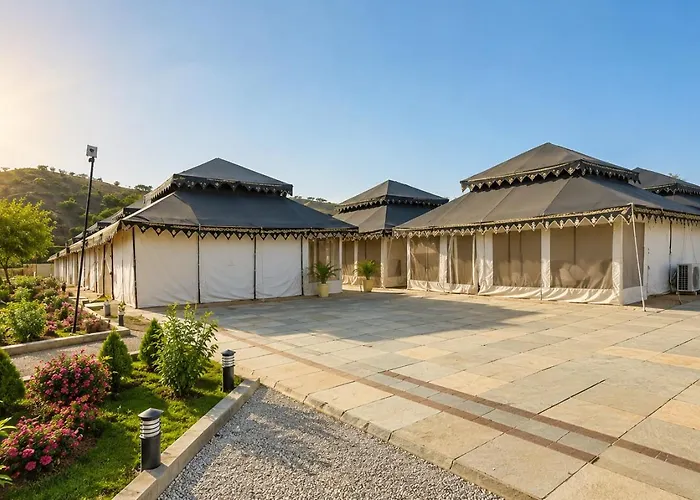 Roop Garh Palace, Jaipur