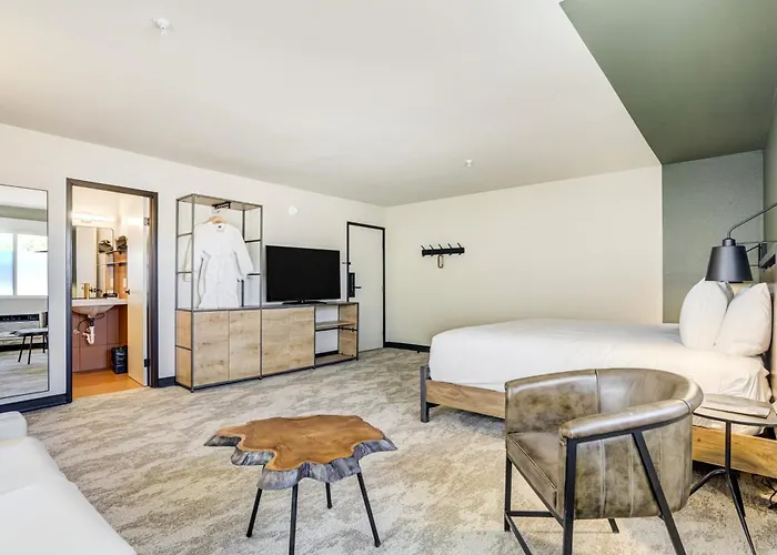 The Outrider Hotel