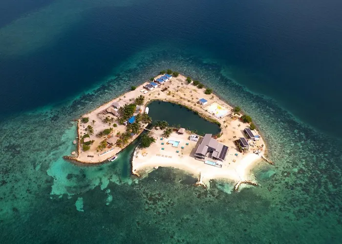 Bullock Island, Belize