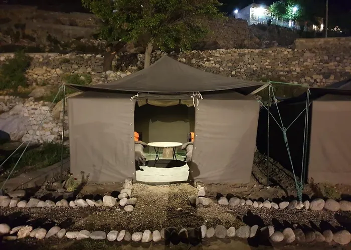 The Hikers Retreat