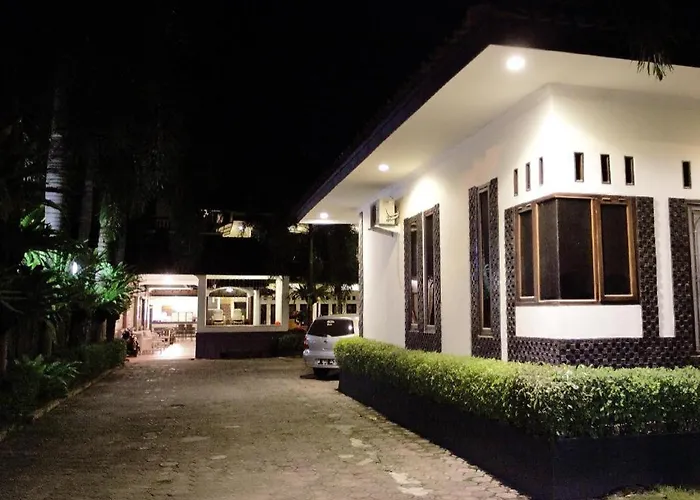 Pondok Indah Beach Hotel