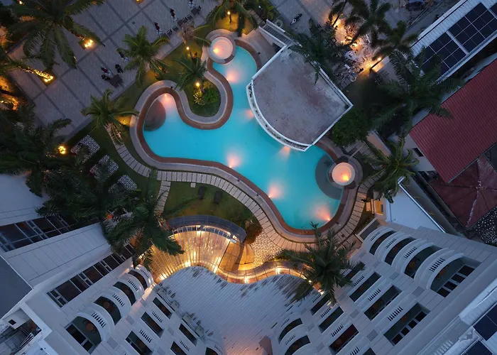 Madison Crown Hotel