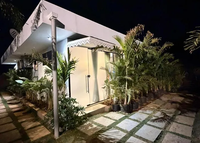 7 Tree Resort & Restaurant