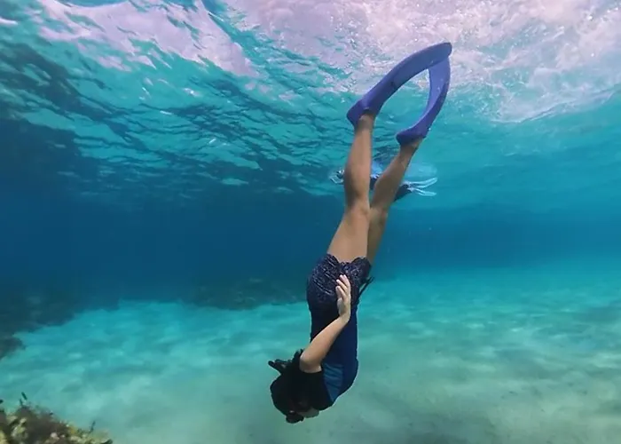 Seawave Beach And Dive Resort