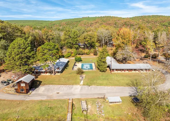 Lucky Trout Lodge
