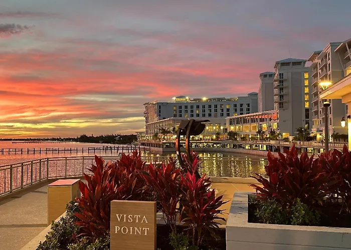 Sunsuites Villas At Sunseeker Resort, Curio By Hilton