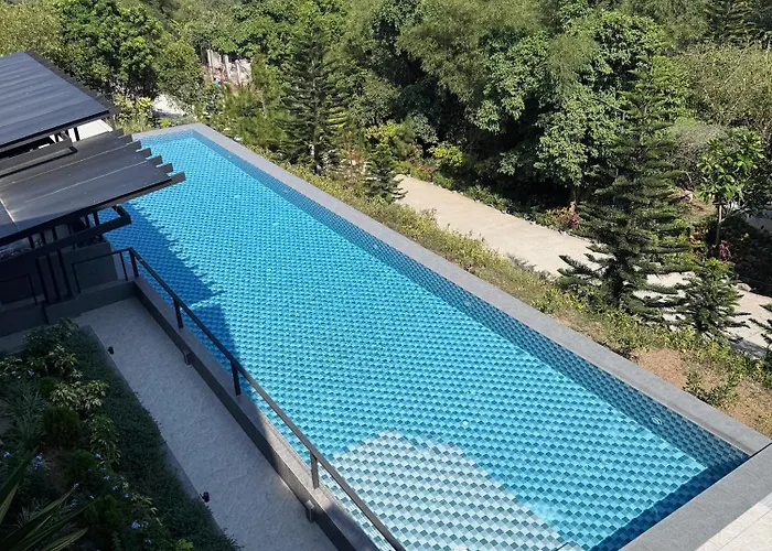 Laurel Resorts
