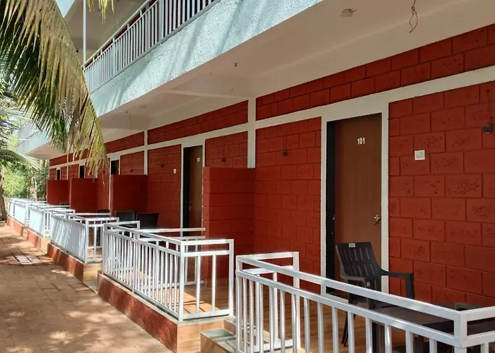 Lotus Leaf Resort, Murud