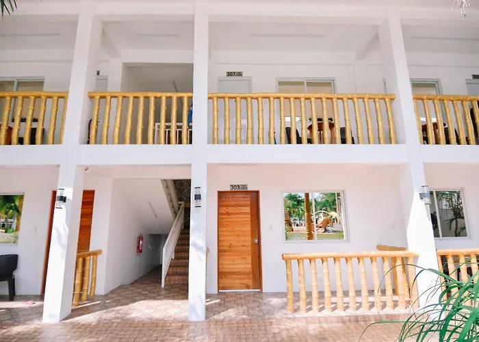 Villa Excellance Beach & Wave Pool Resort - Suites And Villas
