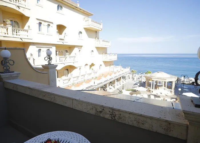 Hellenia Yachting Hotel & Spa