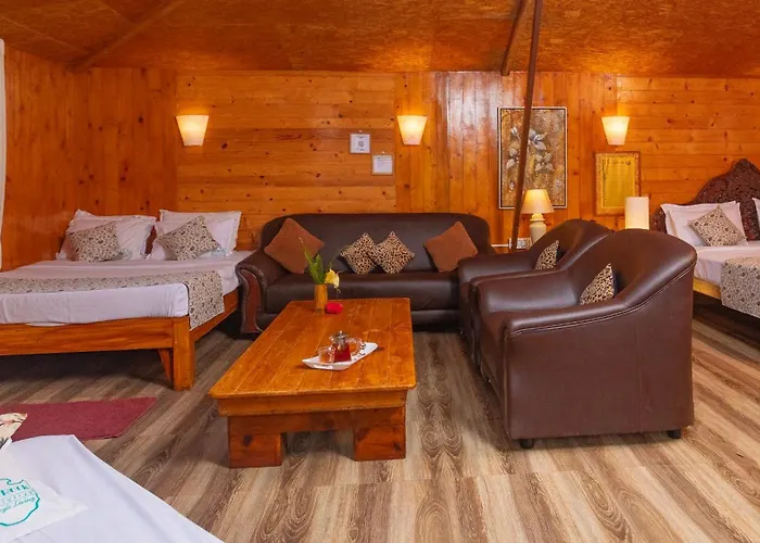 De Rock Jungle Living Resort
