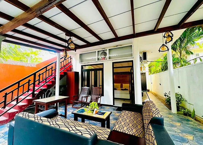 Rekawa Turtle Gate Hotel