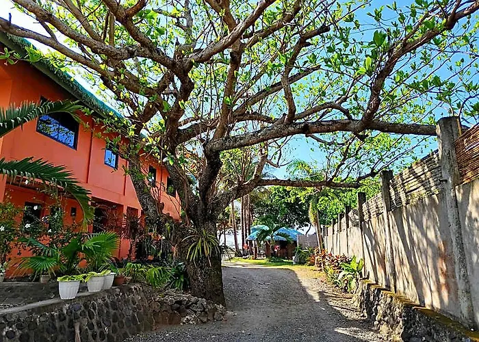 Natsuca Beach Resort