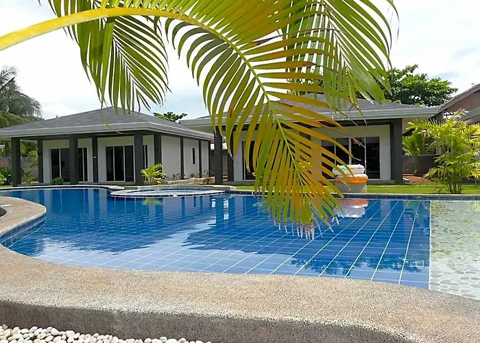 Alona Royal Palm Resort