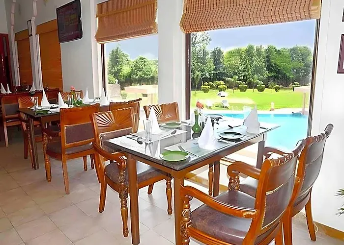 Hotel Gold Palace & Resort