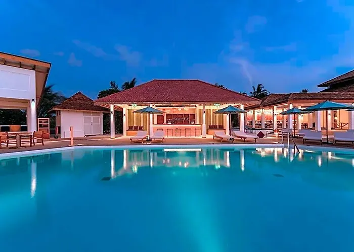 Cinnamon Hakuraa Huraa Maldives