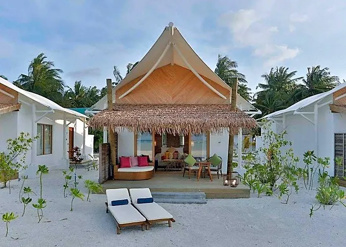 Cinnamon Hakuraa Huraa Maldives