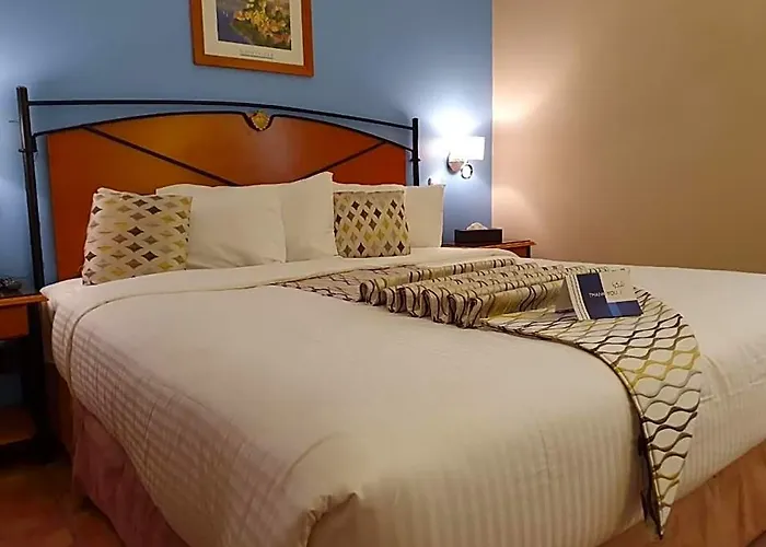 Mena Holiday Beach Resort Half Moon