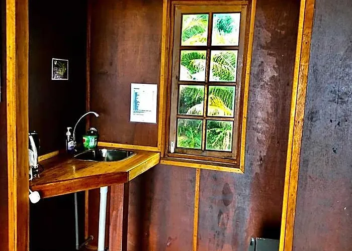 Beachfront Hut Upstairs Astra - Beach Shack Chalet