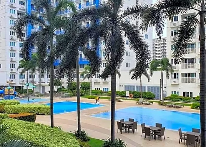 Vangie'S Place At Sea Residences