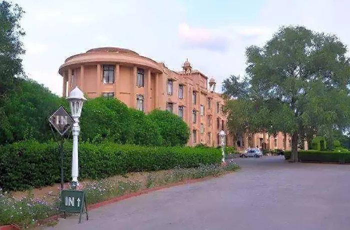 Hotel Gold Palace & Resort