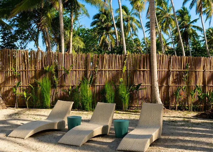 Native Nipa Huts By Sirem Beach Resort