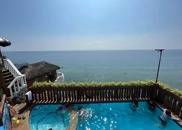 Cliff Cabanas By Hiverooms