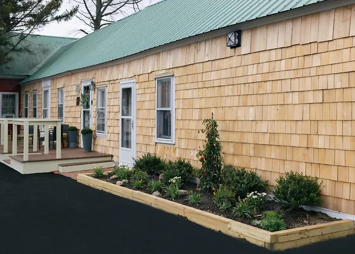 Gale River House - Boutique Hotel