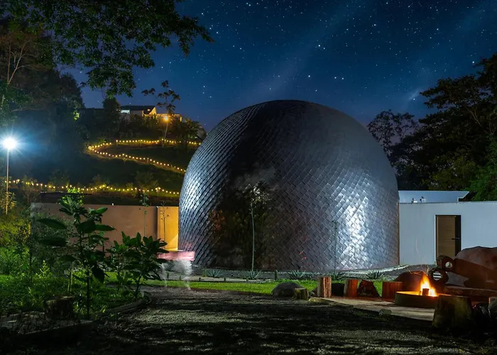 Monterrey Resorts