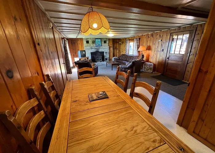 Papins Resort Cabin #1