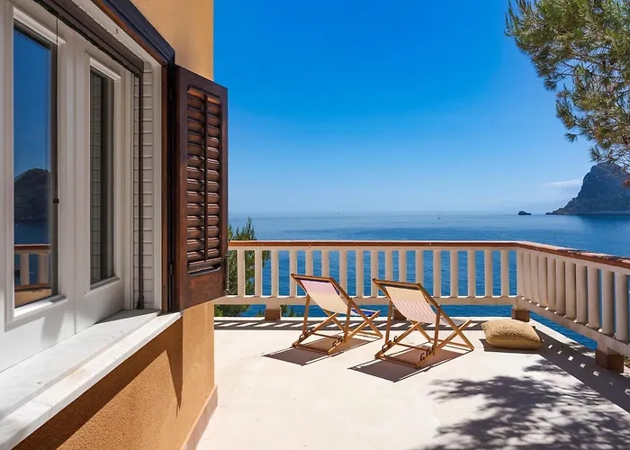 Seafront Collection - Bungalows And Villas