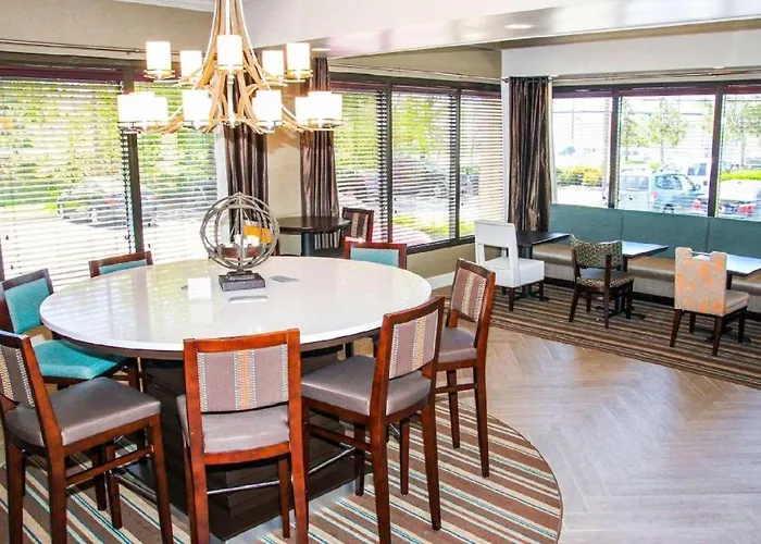 Wingate By Wyndham Baltimore BWI Airport