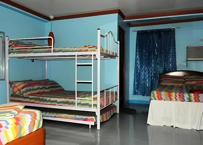Sir Williams Lodge & Beach Resort