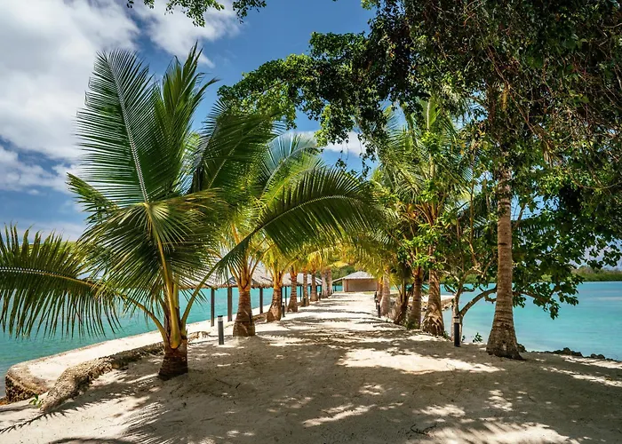 E' Nauwi Beach Resort