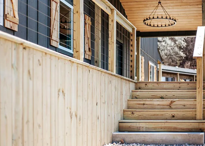 Grey Pine Lodge