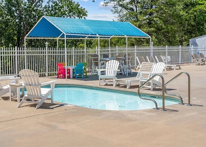 Kimberling City Resorts
