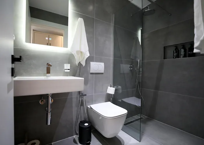 Shpella Luxury Hotel