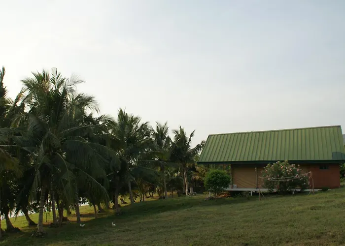 Wingbeat Lodge At Lake Bosomtwe
