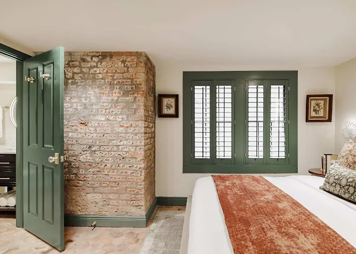 24 Bedroom Boutique Hotel Buyout Private Pool
