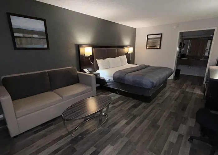 Wilkes Barre Inn & Suites Conference Center