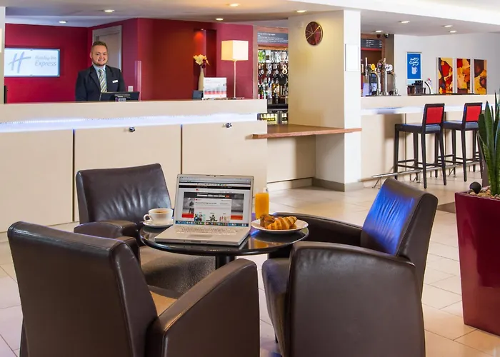Holiday Inn Express East Midlands Airport By Ihg