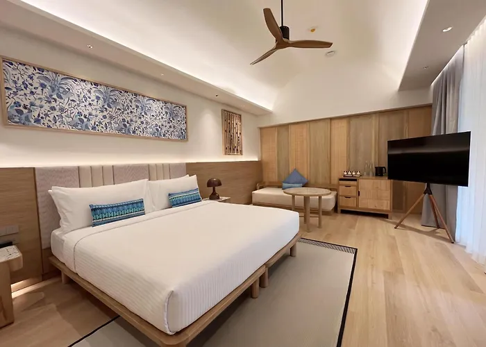 Outrigger Phi Phi Island Resort