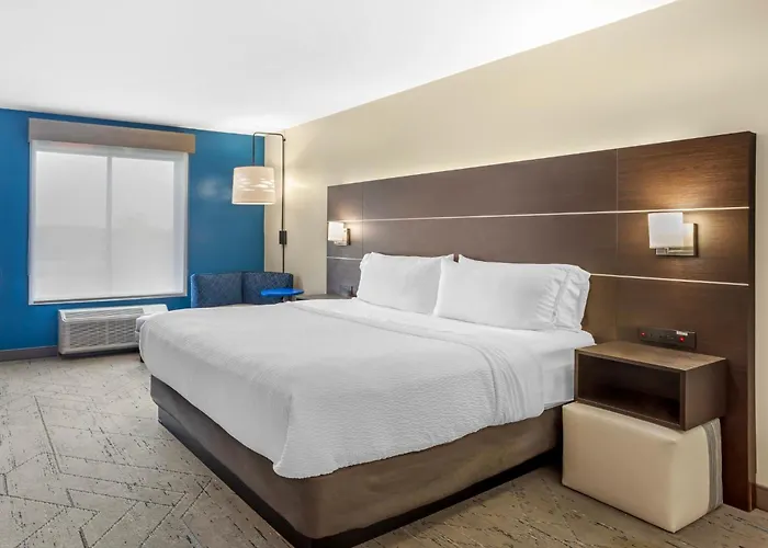 Holiday Inn Express Hotel & Suites Newton Sparta By Ihg