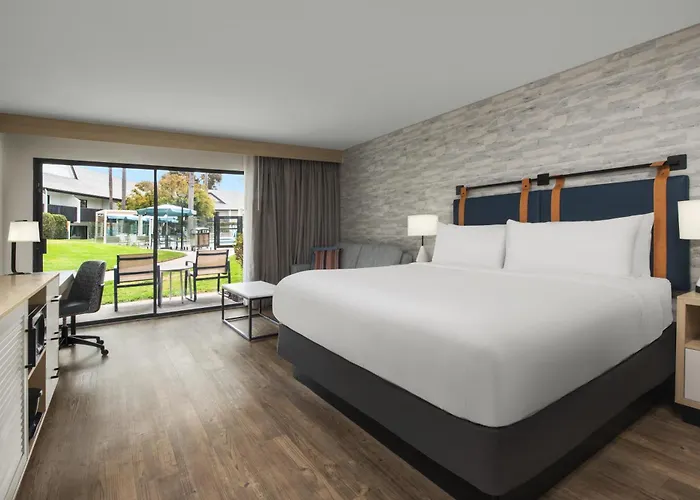 Carlsbad By The Sea Hotel, Carlsbad, Series By Marriott