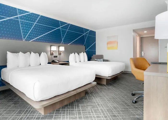 Comfort Inn & Suites New Orleans Airport North