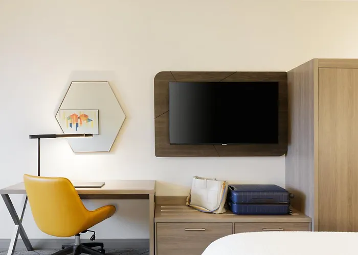 Holiday Inn Express Dixon By Ihg