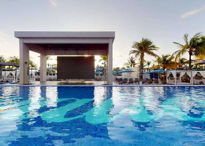 Royalton Riviera Cancun, An Autograph Collection All-Inclusive Resort & Casino (Adults Only)