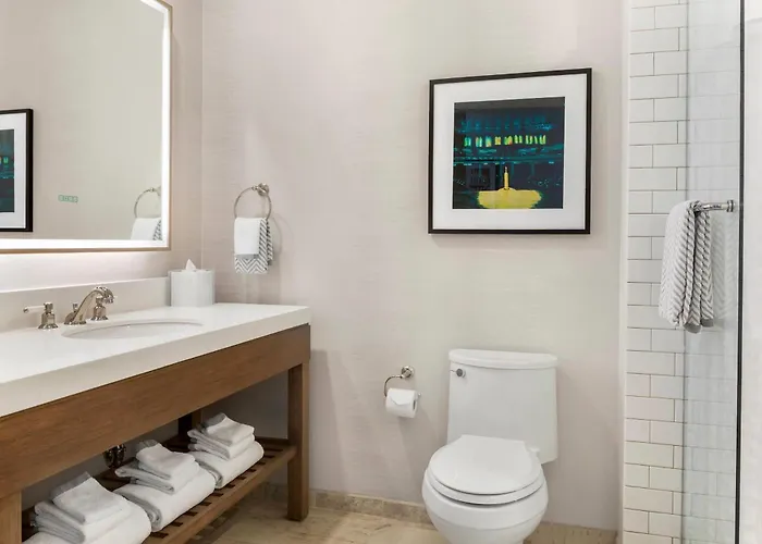 Cambria Hotel Nashville Downtown